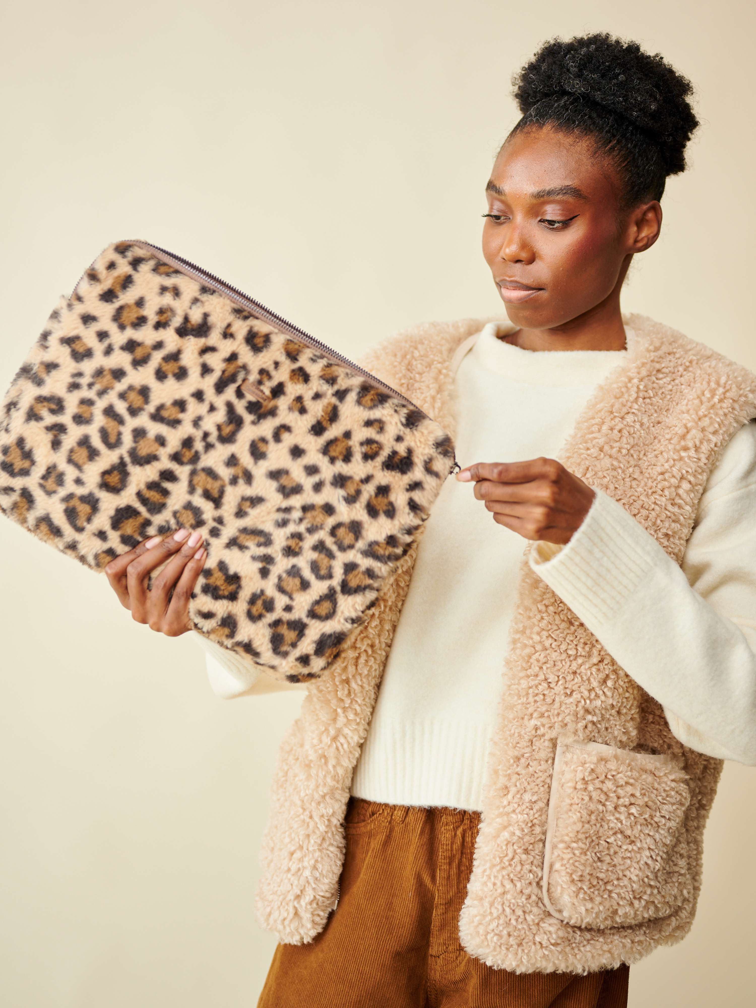 pochette ordinateur leopard